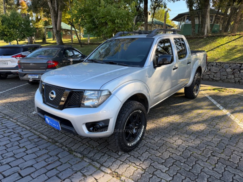 frontier 2.5 sv attack 4x4 cd turbo eletronic diesel 4p manual 2013 caxias do sul