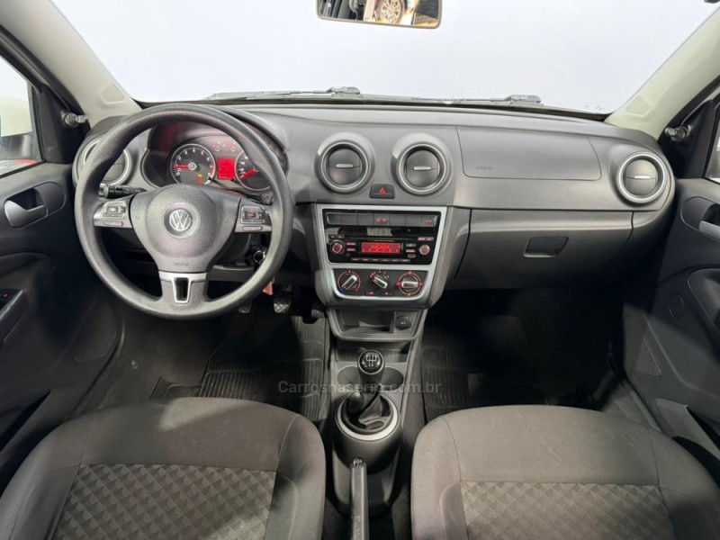 VOYAGE 1.0 MI COMFORTLINE 8V FLEX 4P MANUAL - 2015 - VACARIA