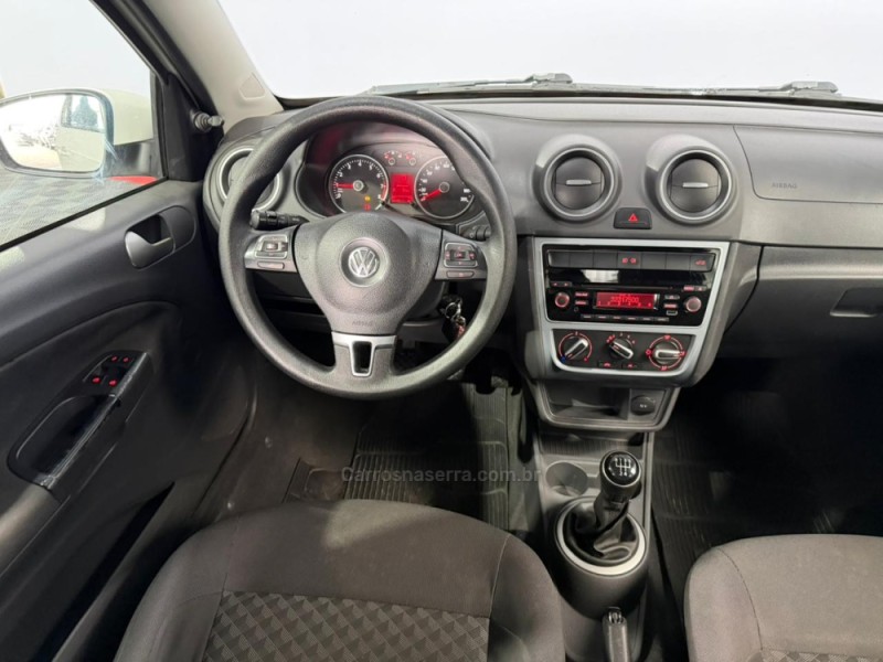 VOYAGE 1.0 MI COMFORTLINE 8V FLEX 4P MANUAL - 2015 - VACARIA