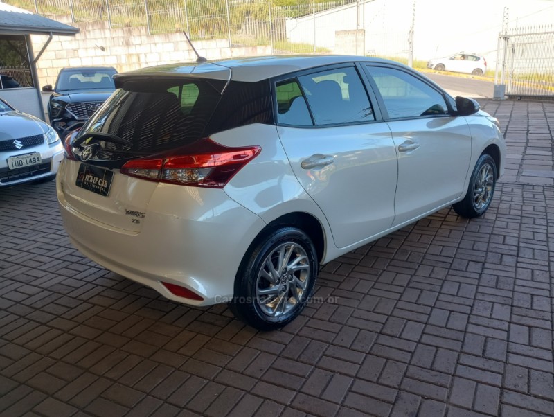 YARIS 1.5 XS 16V FLEX 4P AUTOMÁTICO - 2025 - CAXIAS DO SUL