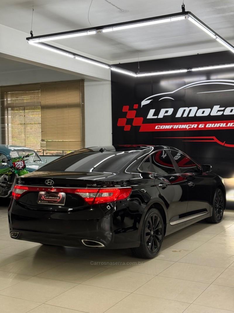 AZERA 3.0 MPFI GLS V6 24V GASOLINA 4P AUTOMÁTICO - 2013 - FARROUPILHA