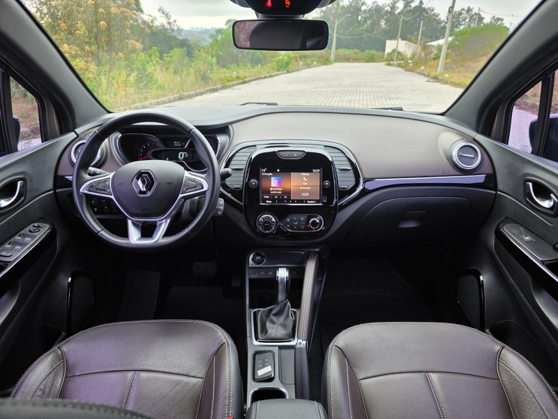 CAPTUR 1.3 ICONIC 16V TURBO FLEX 4P AUTOMÁTICO - 2024 - BENTO GONçALVES