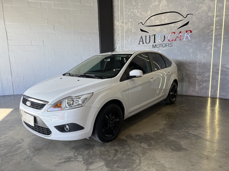 FOCUS 1.6 GL 16V FLEX 4P MANUAL - 2011 - CAXIAS DO SUL