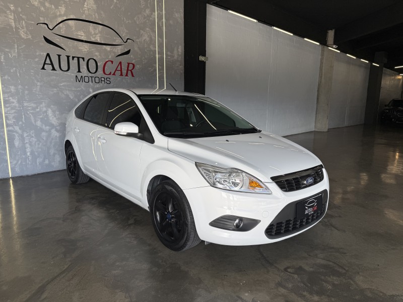 FOCUS 1.6 GL 16V FLEX 4P MANUAL - 2011 - CAXIAS DO SUL