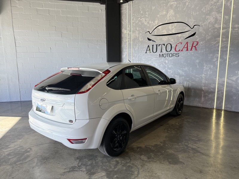 FOCUS 1.6 GL 16V FLEX 4P MANUAL - 2011 - CAXIAS DO SUL