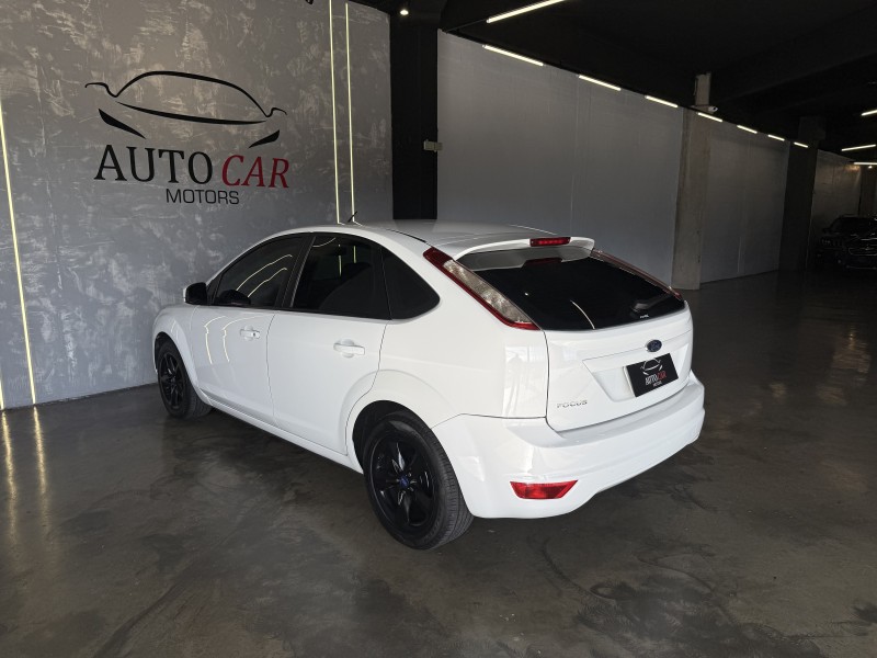 FOCUS 1.6 GL 16V FLEX 4P MANUAL - 2011 - CAXIAS DO SUL