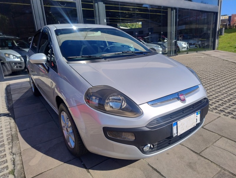 PUNTO 1.4 ATTRACTIVE ITALIA 8V FLEX 4P MANUAL - 2015 - CAXIAS DO SUL