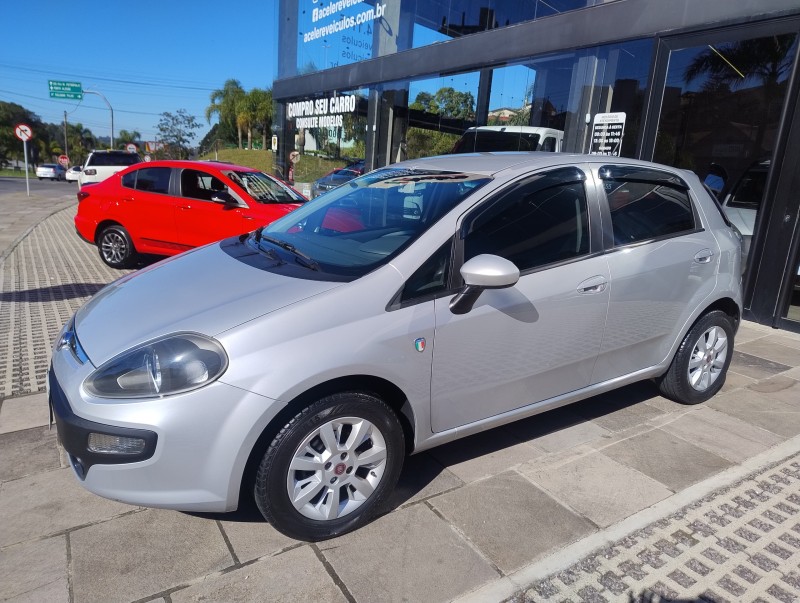 PUNTO 1.4 ATTRACTIVE ITALIA 8V FLEX 4P MANUAL
