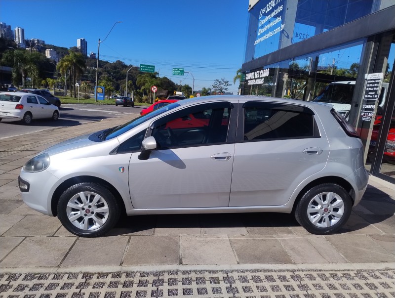 PUNTO 1.4 ATTRACTIVE ITALIA 8V FLEX 4P MANUAL - 2015 - CAXIAS DO SUL