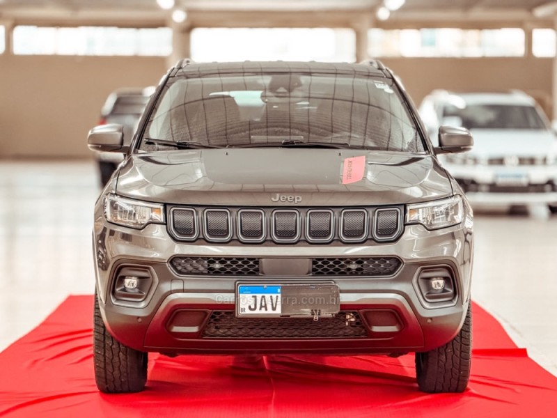 COMPASS 2.0 16V DIESEL TRAILHAWK 4X4 AUTOMÁTICO - 2022 - NOVA PRATA