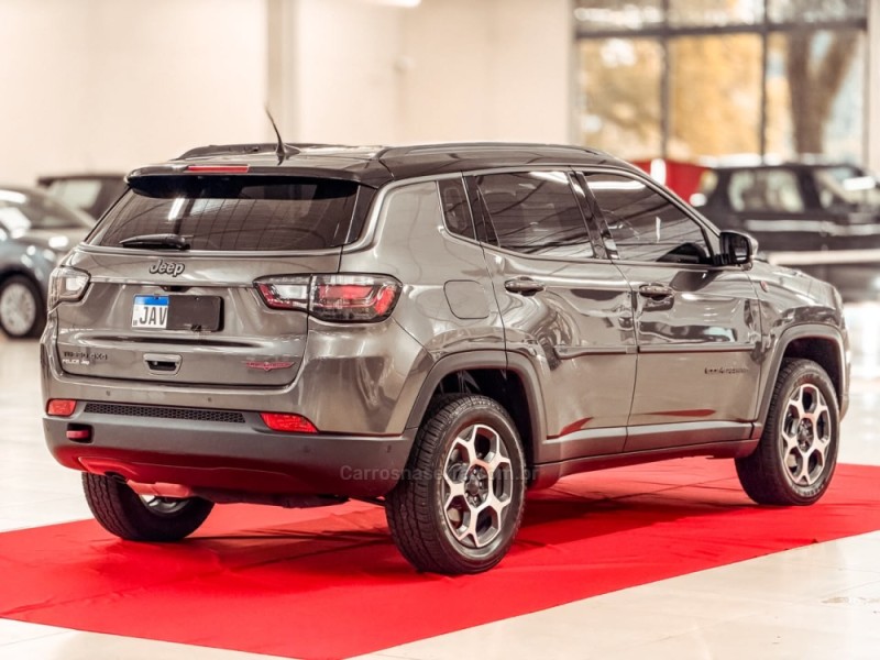 COMPASS 2.0 16V DIESEL TRAILHAWK 4X4 AUTOMÁTICO - 2022 - NOVA PRATA