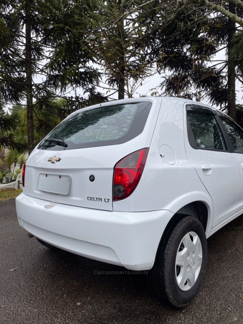CELTA 1.0 MPFI LT 8V FLEX 4P MANUAL - 2015 - FARROUPILHA