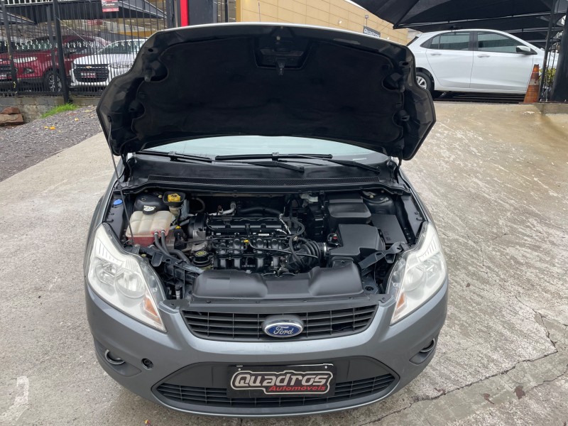FOCUS 1.6 GLX 8V FLEX 4P MANUAL - 2012 - CAXIAS DO SUL
