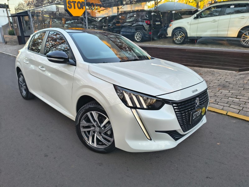 208 1.6 GRIFFE 16V FLEX 4P AUTOMÁTICO - 2023 - DOIS IRMãOS