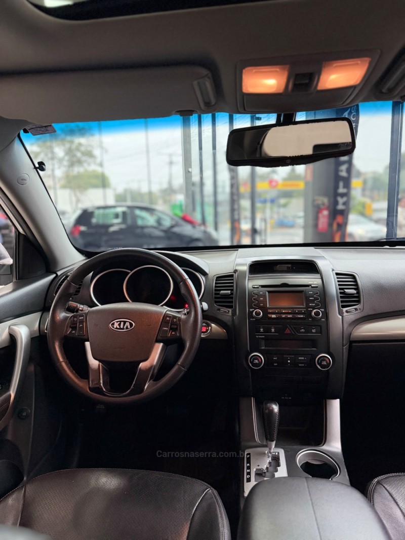 SORENTO EX 3.5 L V6 4X4 AUTOMÁTICO - 2011 - SANTA CRUZ DO SUL