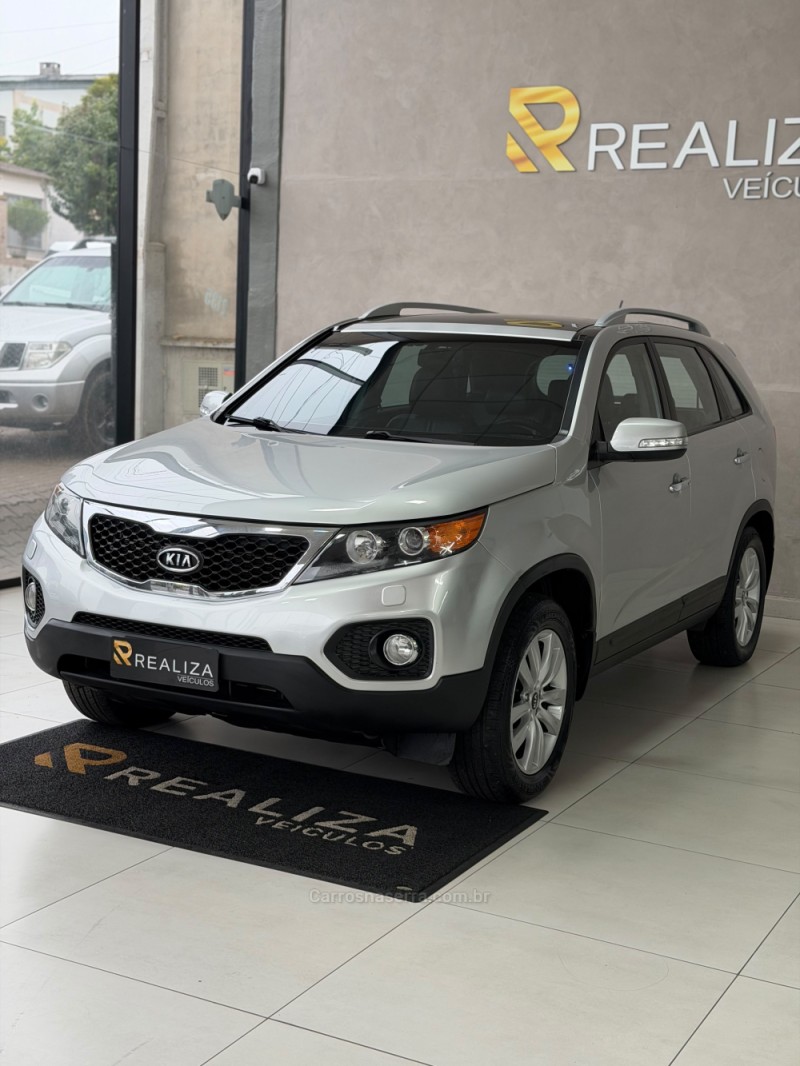 SORENTO EX 3.5 L V6 4X4 AUTOMÁTICO - 2011 - SANTA CRUZ DO SUL