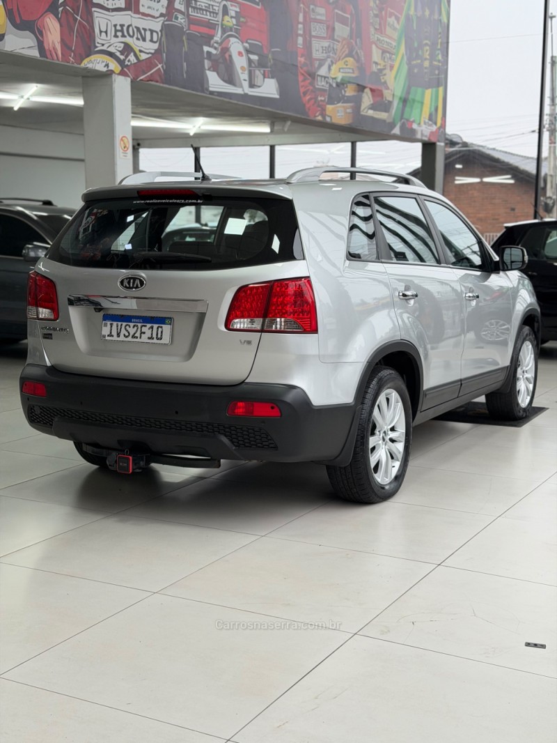 SORENTO EX 3.5 L V6 4X4 AUTOMÁTICO - 2011 - SANTA CRUZ DO SUL