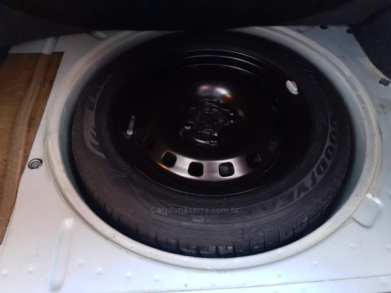 VOYAGE 1.6 MI 8V FLEX 4P MANUAL - 2016 - GUAPORé