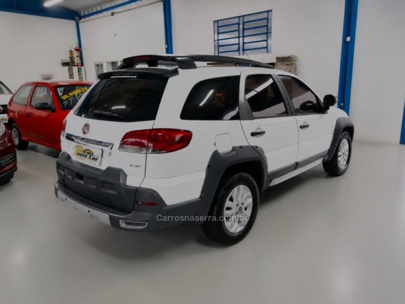 PALIO 1.8 MPI ADVENTURE WEEKEND 16V FLEX 4P MANUAL - 2014 - VACARIA