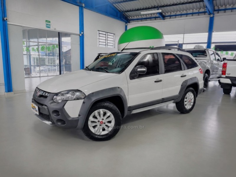 PALIO 1.8 MPI ADVENTURE WEEKEND 16V FLEX 4P MANUAL - 2014 - VACARIA