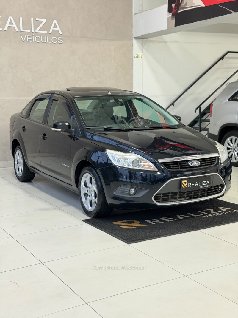 FOCUS 2.0 TITANIUM 16V FLEX 4P AUTOMÁTICO - 2012 - SANTA CRUZ DO SUL