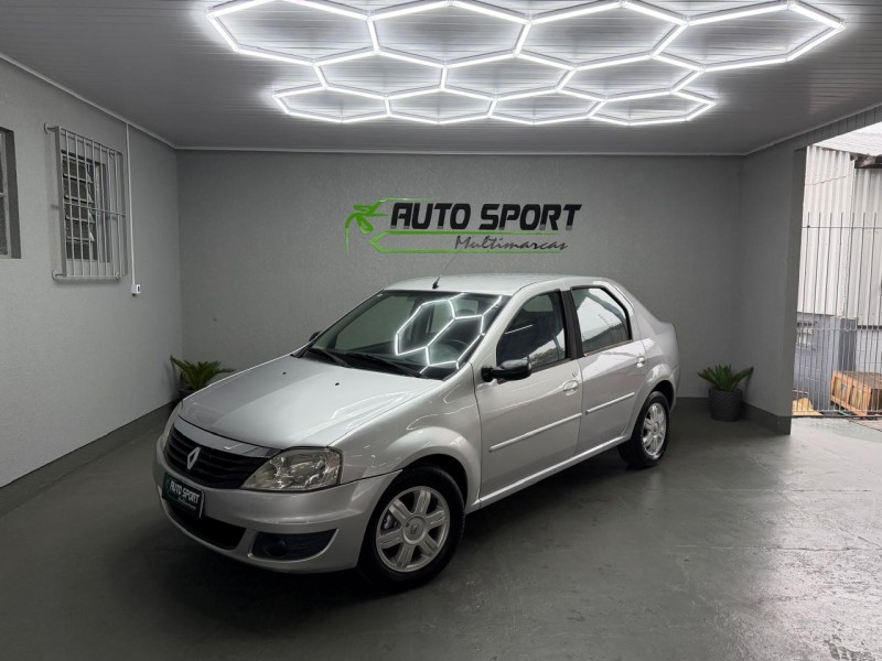 LOGAN 1.6 EXPRESSION 16V FLEX 4P MANUAL - 2011 - CAXIAS DO SUL