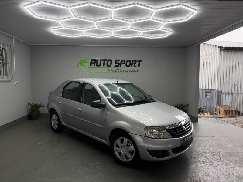 LOGAN 1.6 EXPRESSION 16V FLEX 4P MANUAL - 2011 - CAXIAS DO SUL