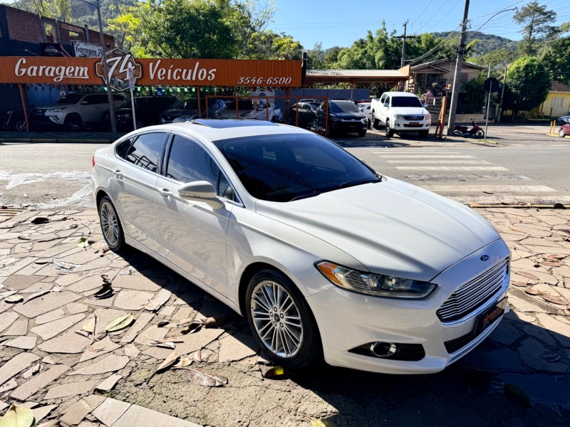 FUSION 2.0 TITANIUM GTDI ECOBOOST FWD GASOLINA 4P AUTOMÁTICO - 2014 - TRêS COROAS