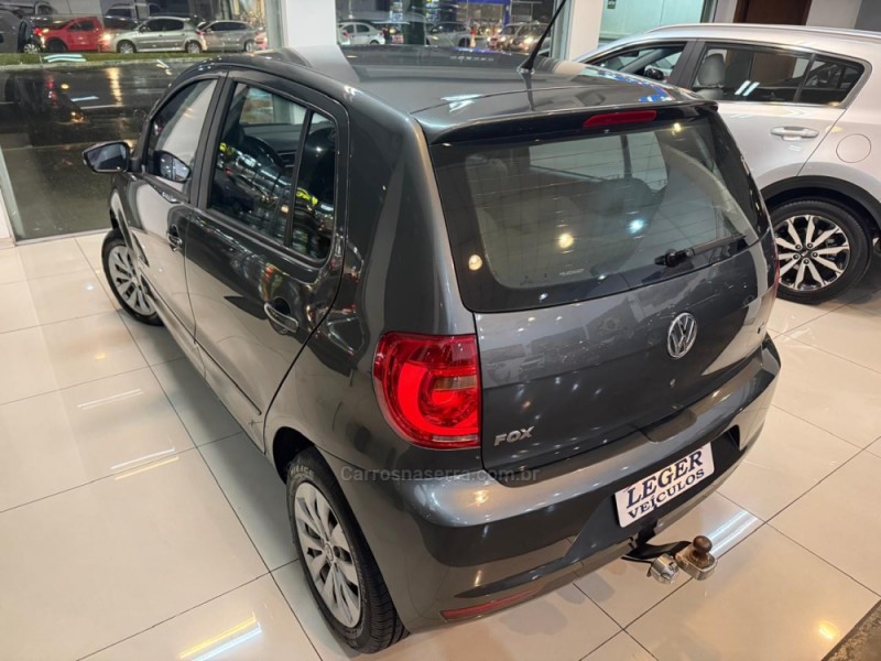 FOX 1.6 MI ITREND 8V FLEX 4P MANUAL - 2013 - SãO LEOPOLDO