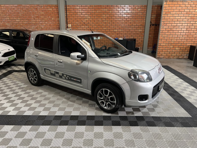 UNO 1.4 SPORTING 8V FLEX 4P MANUAL - 2011 - BENTO GONçALVES
