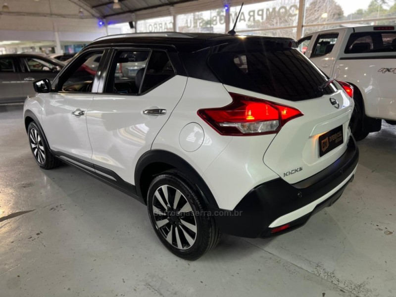 KICKS 1.6 16V FLEX SL 4P XTRONIC - 2018 - CAXIAS DO SUL
