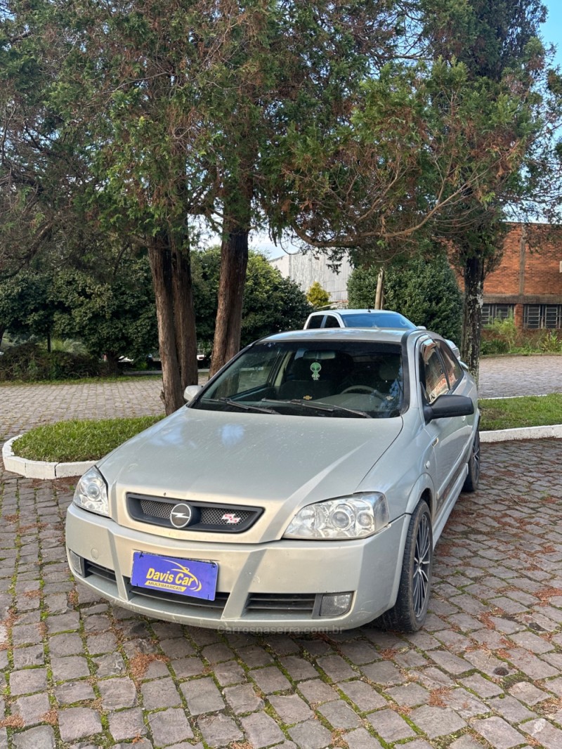 astra 2.0 mpfi cd 8v gasolina 2p manual 2004 caxias do sul