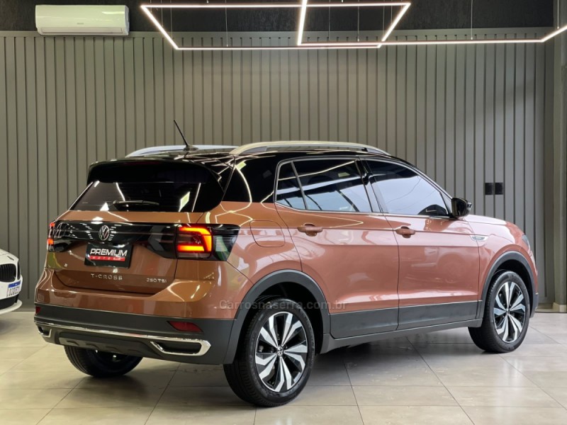 T-CROSS 1.4 HIGHLINE TSI 16V FLEX 4P AUTOMÁTICO - 2022 - DOIS IRMãOS