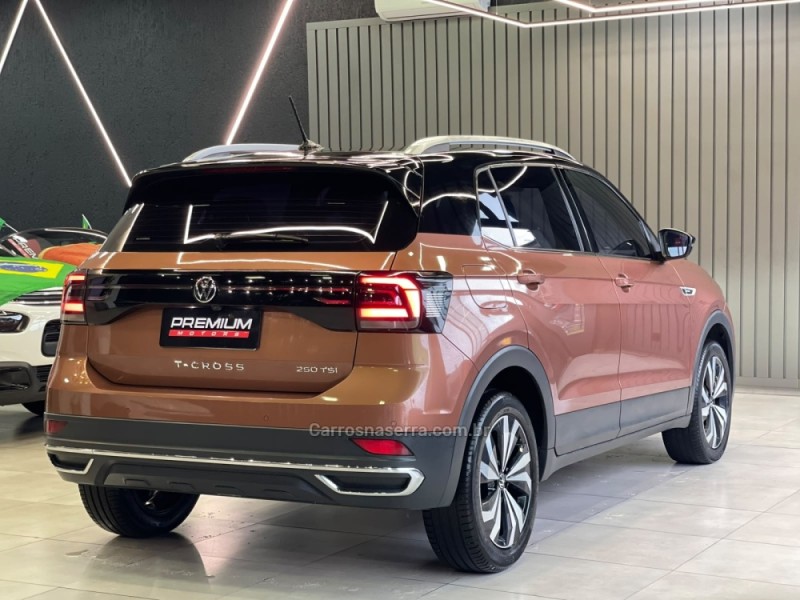 T-CROSS 1.4 HIGHLINE TSI 16V FLEX 4P AUTOMÁTICO - 2022 - DOIS IRMãOS