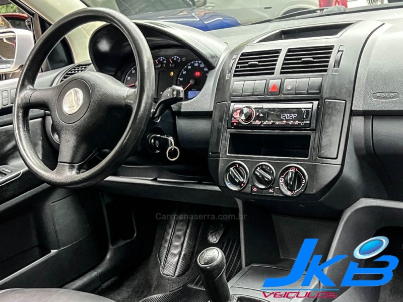 POLO 1.6 MI 8V FLEX 4P MANUAL - 2007 - NOVO HAMBURGO