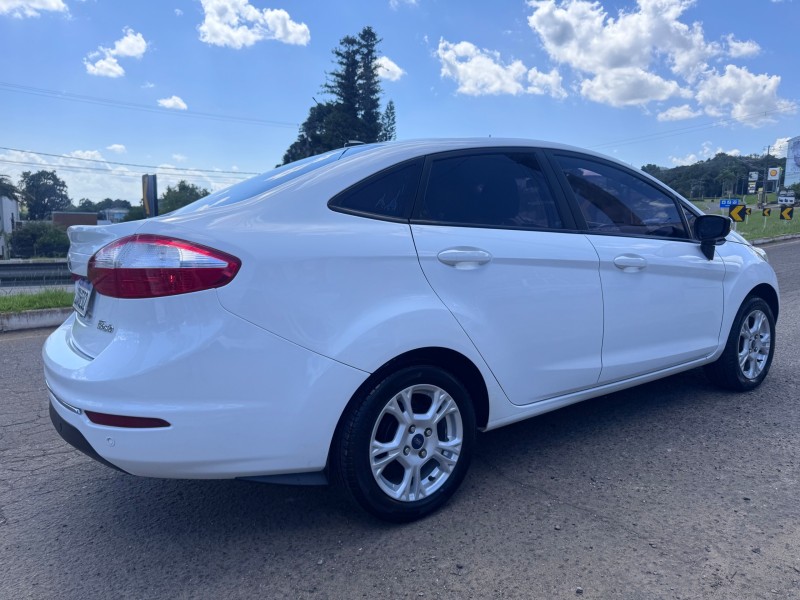 FIESTA 1.6 TITANIUM SEDAN 16V FLEX 4P AUTO - 2016 - DOIS IRMãOS