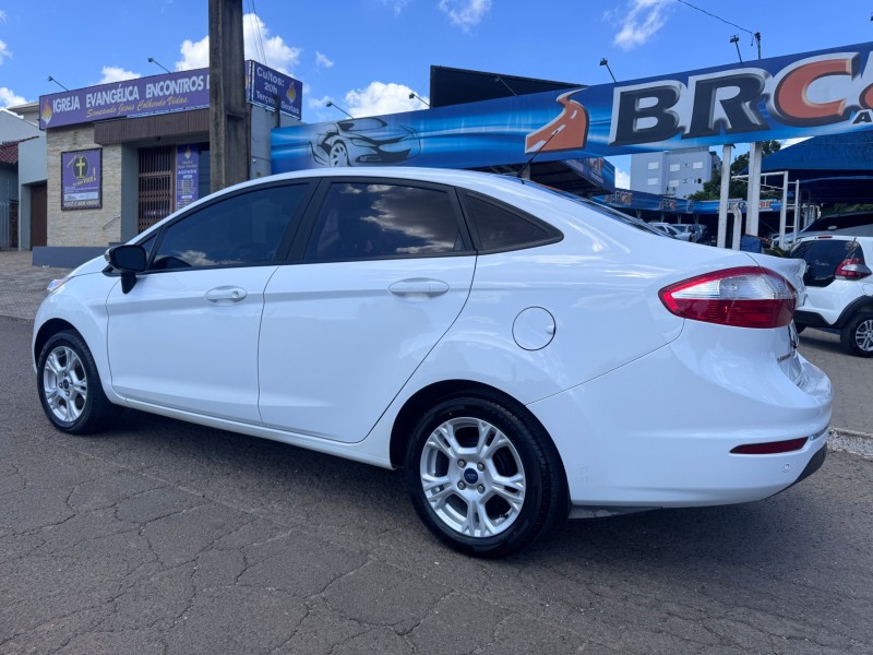 FIESTA 1.6 TITANIUM SEDAN 16V FLEX 4P AUTO - 2016 - DOIS IRMãOS