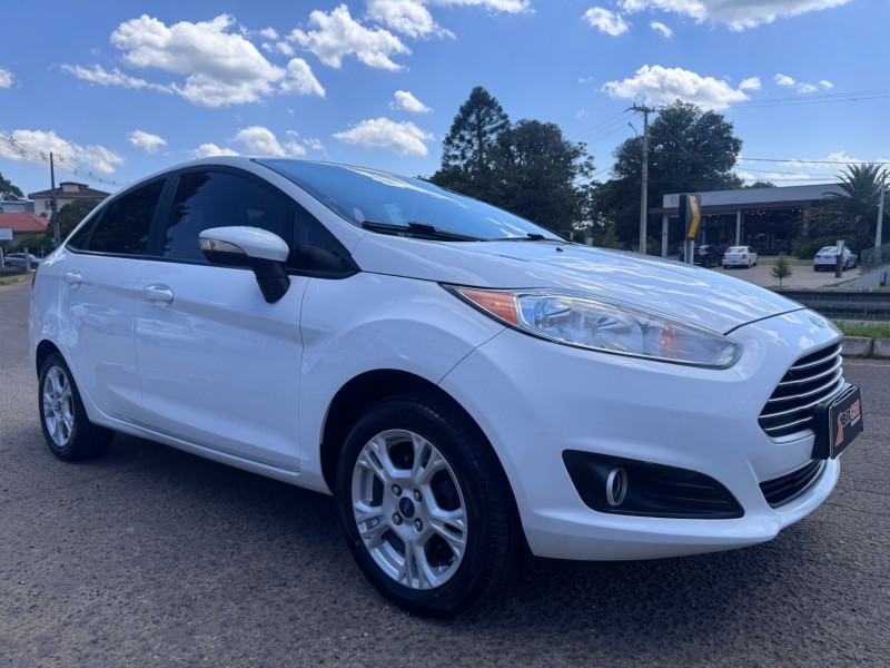 FIESTA 1.6 TITANIUM SEDAN 16V FLEX 4P AUTO - 2016 - DOIS IRMãOS