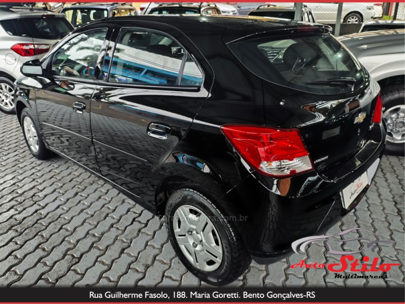 ONIX 1.0 MPFI LT 8V FLEX 4P MANUAL - 2013 - BENTO GONçALVES