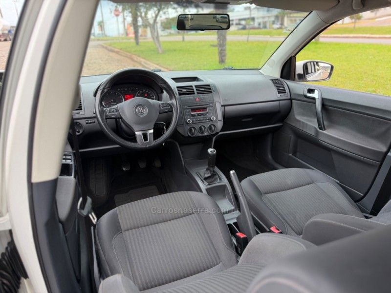 POLO SEDAN 1.6 MI 8V FLEX 4P MANUAL - 2014 - CASCA