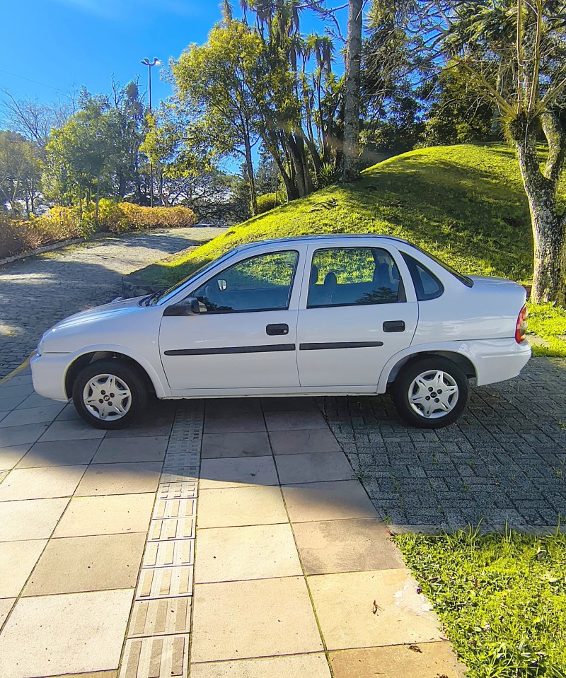 CORSA 1.0 MPFI CLASSIC SEDAN 8V GASOLINA 4P MANUAL - 2004 - FARROUPILHA