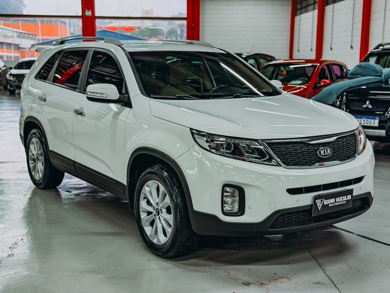SORENTO 2.4 EX2 4X2 16V GASOLINA 4P AUTOMÁTICO - 2015 - CAXIAS DO SUL