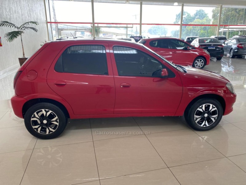 CELTA 1.0 MPFI LT 8V FLEX 4P MANUAL - 2013 - LAJEADO