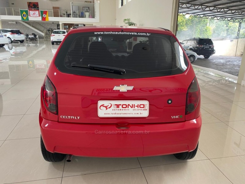 CELTA 1.0 MPFI LT 8V FLEX 4P MANUAL - 2013 - LAJEADO