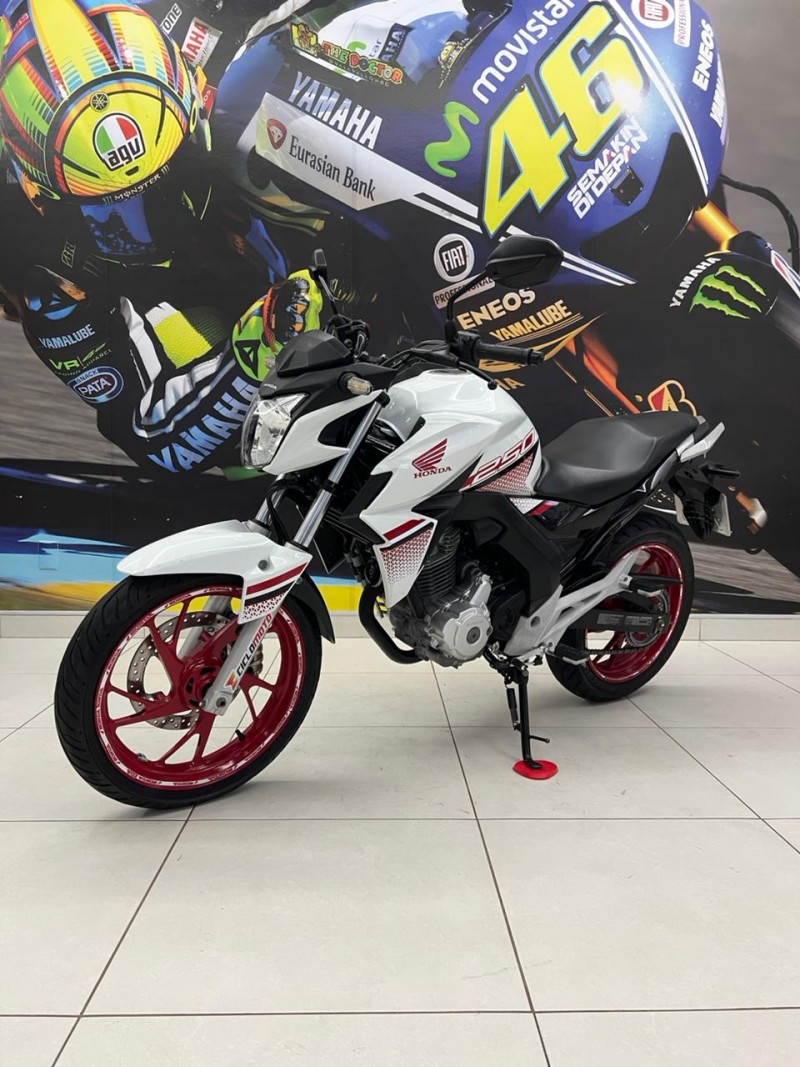CB 250F TWISTER  - 2022 - PASSO FUNDO