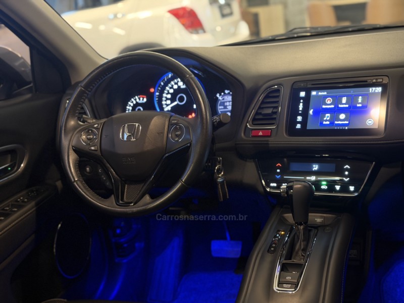 HR-V 1.8 16V FLEX TOURING 4P AUTOMÁTICO - 2018 - CARLOS BARBOSA