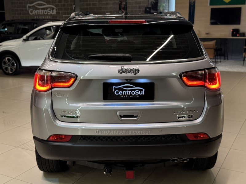 COMPASS 2.0 16V DIESEL LIMITED 4X4 AUTOMÁTICO - 2020 - CARLOS BARBOSA