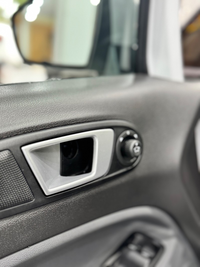 ECOSPORT 1.6 FREESTYLE 16V FLEX 4P MANUAL - 2014 - CAXIAS DO SUL