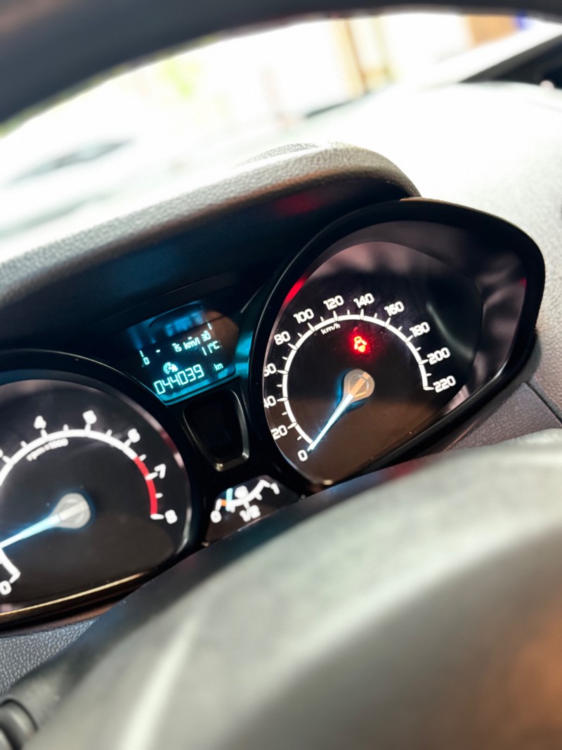 ECOSPORT 1.6 FREESTYLE 16V FLEX 4P MANUAL - 2014 - CAXIAS DO SUL