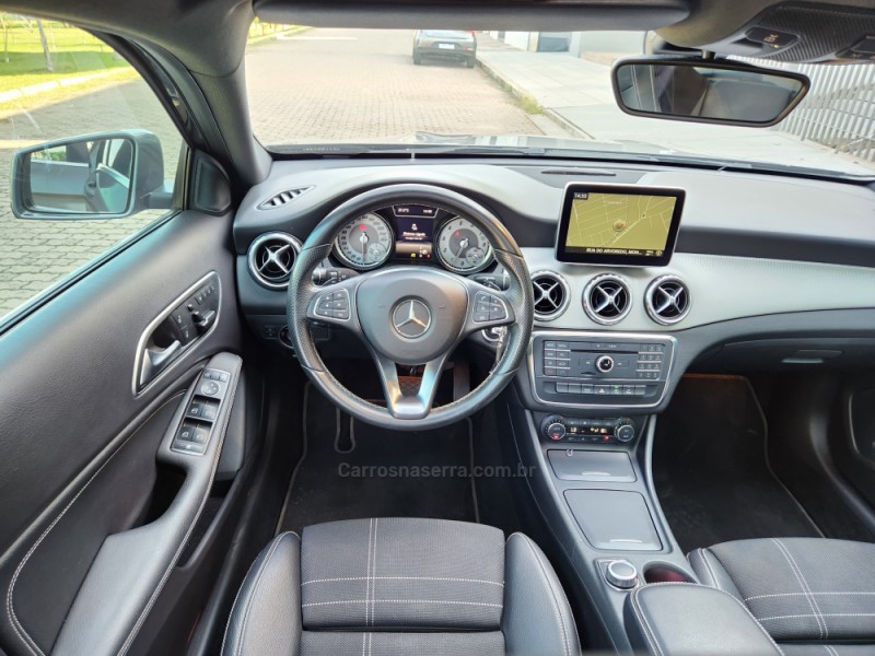 GLA 250 2.0 16V TURBO GASOLINA ENDURO 4P AUTOMÁTICO - 2016 - MONTENEGRO